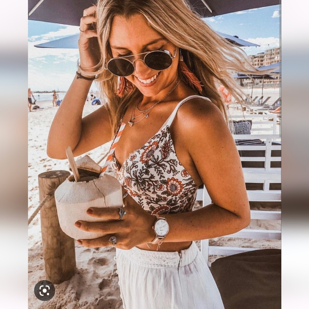 Arnhem Primrose Crop Tank-  Ebony